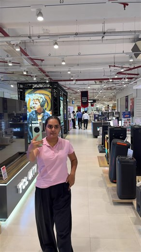 Black Friday Sale has got everyone reacting like...😲😲 People were shocked even more to see our special offer on TV! Get a flat 49% off on Samsung 75-inch TV at ₹62,973/- only on 28th & 30th Nov. Visit your nearest Croma store for mega savings on the best of electronics: https://bit.ly/4o29Tet *T&C apply | Croma