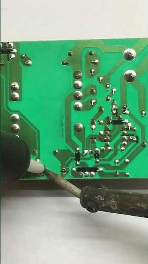 Electronics DIY: Desoldering Optocouplers - A Step-by-Step Tutorial