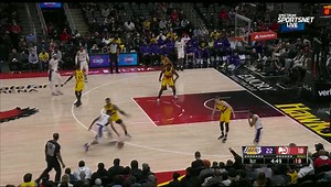 The crossover and dish. 👏 | Spectrum SportsNet