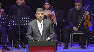 Cei mai importanti lideri din tara, prezenti la congresul romilor - VIDEO