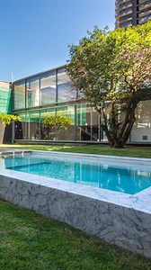 Conheça esta casa que combina projeto arquitetônico moderno com a...