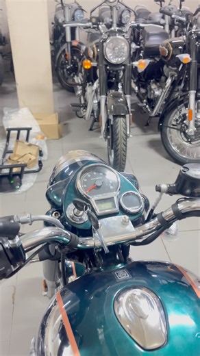 2026 Royal Enfield Classic 350 Emerald Green | Luxury Meets Legacy 👑