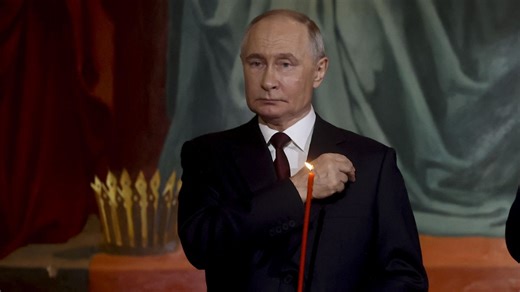 Kremlchef geht in die Kirche - Putin zeigt sich religiös bei Oster-Gottesdienst