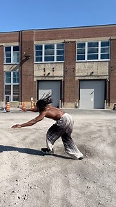 317K views · 2.9K reactions | Tumbling vibes ☀️ : #circus #athlete #acrobatics #backhandspring #backtraining #backflip #explore #explorepage | Sekou Acrofit | Facebook