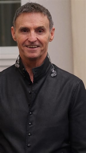 Tune into BBC Scotland tomorrow at 7pm where I’ll be performing a wee bit of Robert Burns, with a full orchestra. Some truly fantastic artists on the line up too, it’s going to be a special night. Love to love Marti x | Marti Pellow