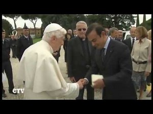 Benedict XVI's electric Popemobile - Renault Kangoo Maxi ZE