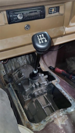 Swapping a nv4500 into my full size jeep Cherokee #nostalgia #oldschool #jeep