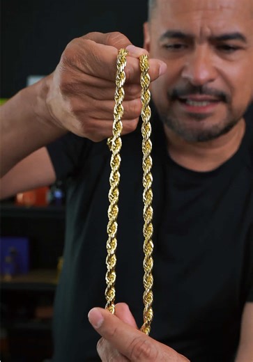 Holylegend Set — cadena de 24 pulgadas más pulsera a juego, chapadas en oro 14K real. Disponible en rope, cuban, figaro o concave, en grosores de 4mm a 10mm. Libres de manchas, resistentes a oxidación. Para uso diario o regalo. #setcadena #joyeriahombre #holylegend #ropechain #cadenaoro