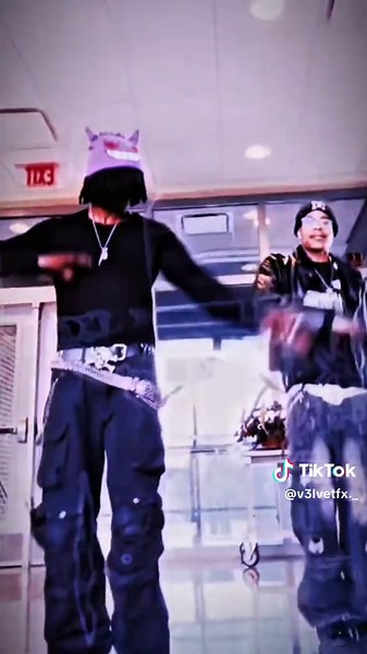 Segaaa 💙🤍 #fyp #viral #velocityedit #velocity #blowthisup