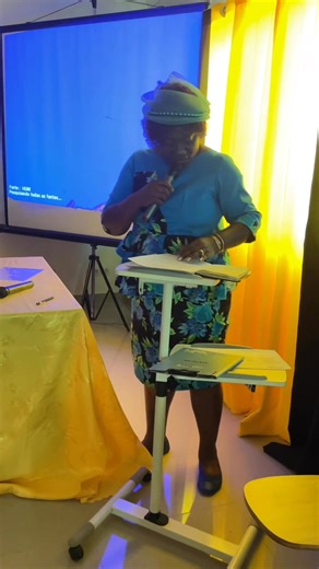 Cerimónia de entrega de Certificado aos Formandos. A vida faz-se nos Municípios e nós podemos provar. Data: 11 de Fevereiro de 2026 Local: Auditório TOMATUTOMA TOMATUTOMA - VAMOS FICAR BEM 11 / 02 / 2026 | Elsa Bula