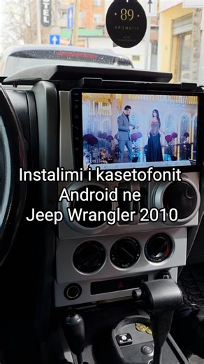 Installing car radio Android and back parking camera in Jeep Wrangler 2010. #androidradio