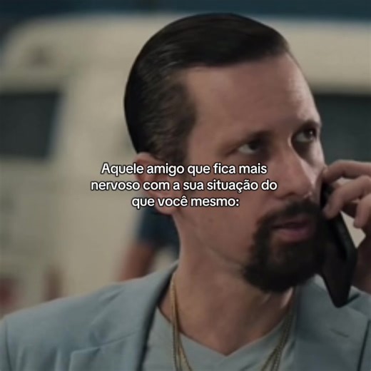 Acalme-se, Julinho: Amizade e Cultura na Adversidade