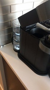 Nespresso Vertuo Next: Orange light flashes twice when trying to brew. Please help!