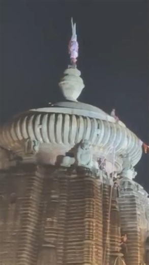 mahadev #mahadev #mahadev #mahakal #mahadevstatus #mahadipa #lingarajtemple #youtubeshorts #love ❤