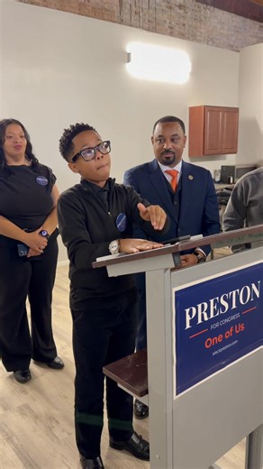 Thank you! Thank you! Thank you Senator Preston for allowing me to speak and represent youth today at the official opening of your new Southland campaign office as you run for U.S. House of Representatives in Illinois’ 2nd Congressional District. To everyone out there, please register to vote. Not only for the federal level, but the local as well. __ If you want to see my entire speech, just let me know. __ #FYP #vote #midterms2026 | Model Harper Anthony