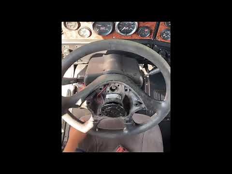 Peterbilt 379/389 steering wheel replacement