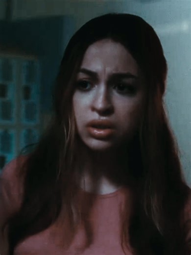 Samantha Grav. [sparkles:fx.pytt cc:sat6rns] #josietotah #josietotahedit #josietotahfacesofdeath #facesofdeath #facesofdeathedit #samgrav #samanthafacesofdeath #aestheticedits #foryou #trending #aeedit #viral #fyp #aftereffects #foryoupage #2000slegend ORIGINAL CONTENT HIGH QUALITY JOSIE TOTAH AS SAMANTHA IN FACES OF DEATH 2026 EDIT