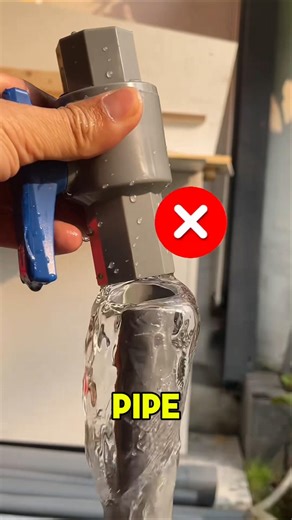 Install a Valve WITHOUT Shutting Water 😳💧