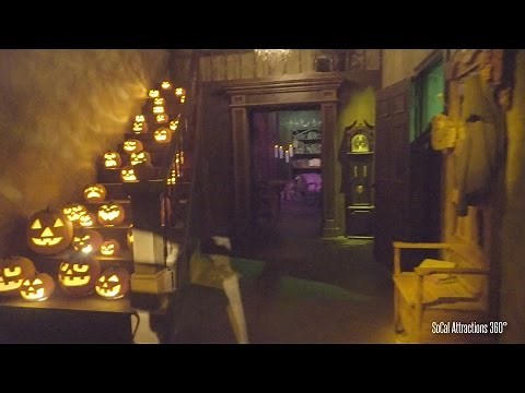 Trick or Treat Haunted House Maze 2015 - New Scenes - Knott's Scary Farm