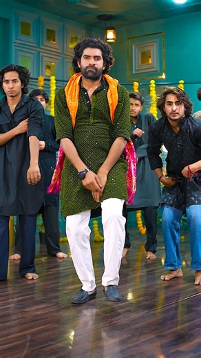 Is Gaane Pe Aisa Dance Pehle Nahi Dekha Hoga! 🔥 #Shorts #dance #trending #youtubeshorts #viral