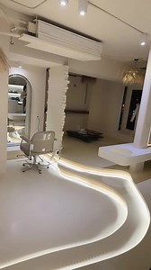 Chuyu chang | Room潤-夜間髮廊 | Instagram