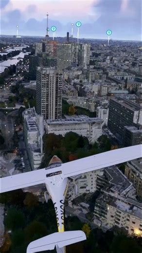 250-17/FANTASTIC SIMULATOR. PIPISTREL VIRUS SW121. PARIS. FRANCE. #paris #france