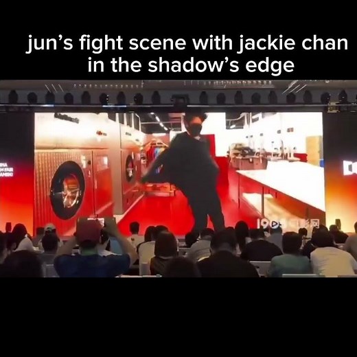 Jun fighting scene with Jackie chan🔥😎#kpop #lovedino #seventeen #jun #jackiechan