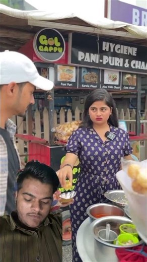 Introducing the "VitaWear SmartBand," a next-generation wearable gadget🤩🤩🤩golgappe wali ladki