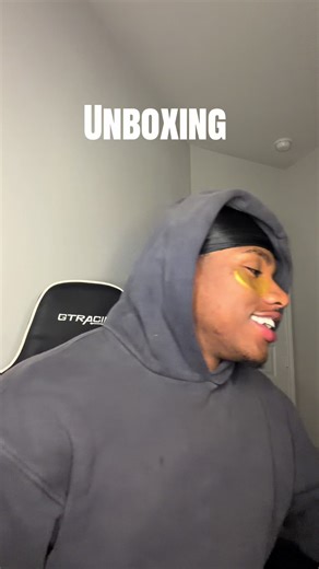 Sneaker Unboxing Coming Soon