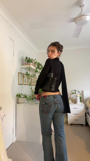 Stylish Diesel Jeans: A Summer Fashion Essential