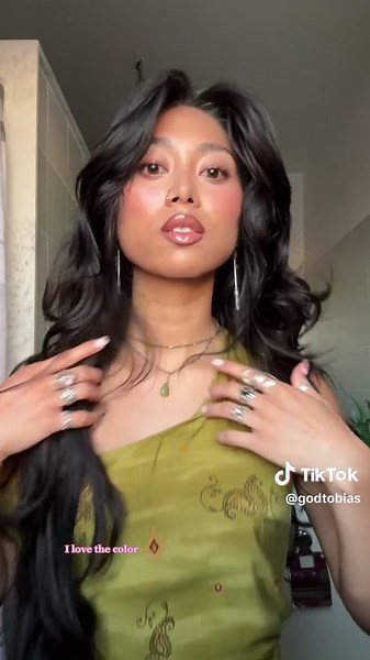 Achieving Flawless Curls: Tobias Hair Roller Routine Revealed!