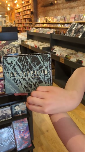 Led Zeppelin - The Complete Studio Recordings US CD Box Set #ledzeppelin #shorts #cds