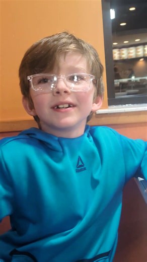 Ryker tries Mt dew Baja midnight # tacobell #mtdew