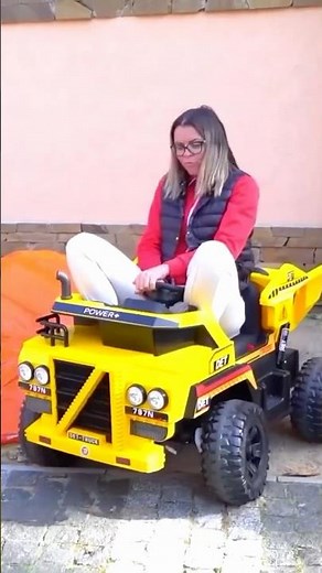 🚗 The car is ready… Wow, those are giant wheels!