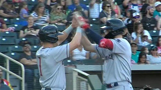 Sam Huff hits a pair of home runs