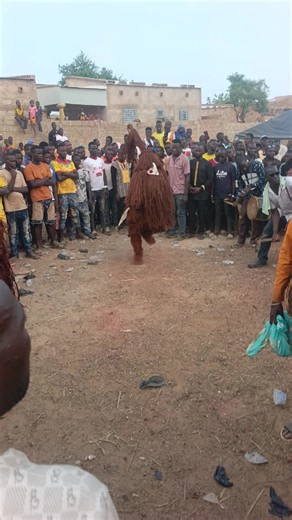 A baare – expression burkinabè et sens de la phrase