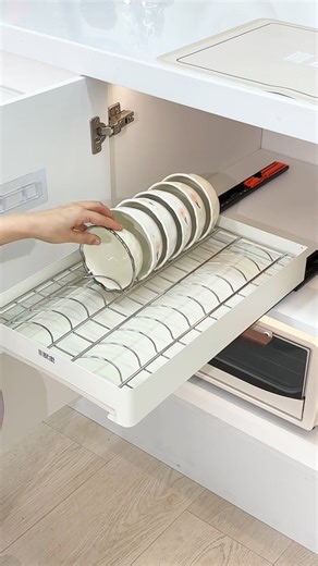 Maximize your kitchen space with Storage Expandable Organizer Shelf!✨✨ 🛒Shop now: https://cutt.ly/weqqXtZ3 💁Check out more organize solution for your kitchen: https://cutt.ly/JeqqVlda #shelf #kitchen #storage #cleaning #homedecor #housework | Gadgets