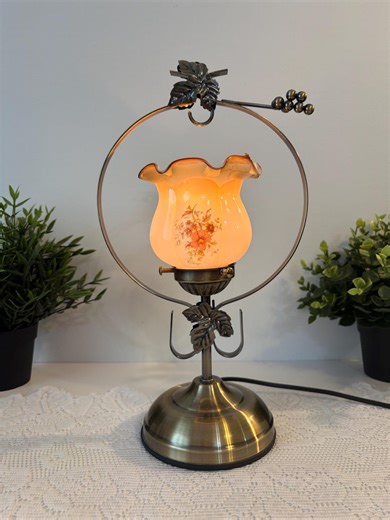 Vintage Brass Touch Table Lamp With Floral Tulip Shade, Elegant Retro Lamp, Tulip Touch Lamp, Vintage Floral Touch Lamp - Etsy