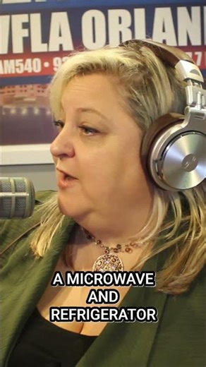 Office Amenities Kitchenette, Lounge, and Supplies!