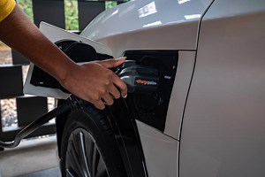 Lexus to Offer Home EV Chargers for 2023 RZ 450e With ChargePoint, Qmerit | Cars.com