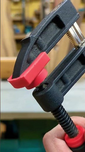 【テーブルソーに、優先的に作っておいて欲しい傾斜カット治具！】Inclined jig that should be made as a priority for table saw!