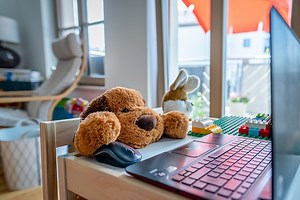 Los accesorios imprescindibles para trabajar en casa: 28 gadgets recomendados que usan los editores de Xataka