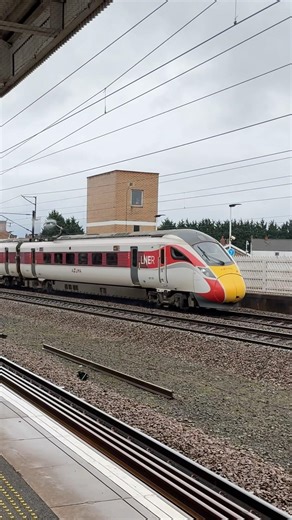 LNER Class 801 Double Header (801101 & 801105) 10-Car at Retford | ECML