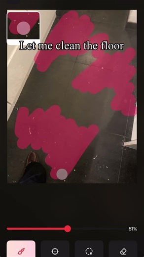 I use Magic Eraser app #magiceraser #photoediting #viral #trending #fyp #outfit #bikini #beach