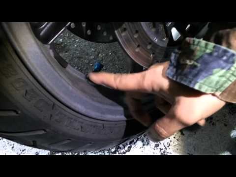 How to distinguish between tube and tubeless motorcycle tires