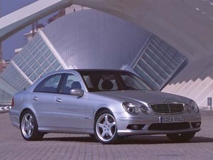 First Look: 2003 Mercedes-Benz E500