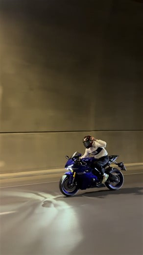 Yamaha R6 Motorcycle Review and Riding Experience