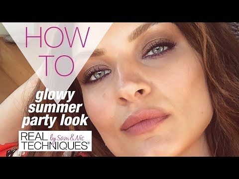 HOW TO | Summer Glow Makeup with Pixiwoo | Superdrug