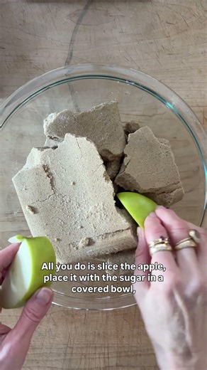 The Easiest Way to Soften Brown Sugar fast!