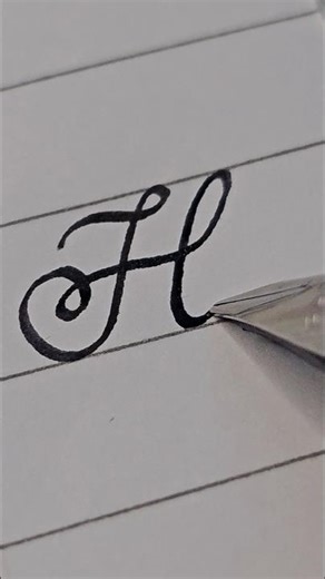 How to write Hi in cursive writing....
